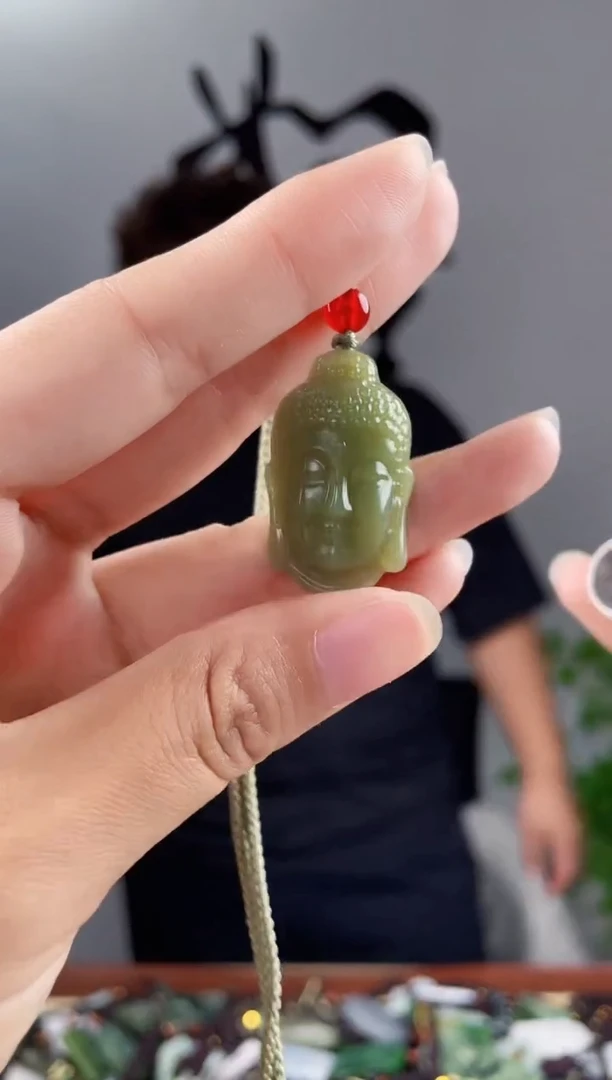 和田玉未镶嵌颈饰拍一发一，多样性发货