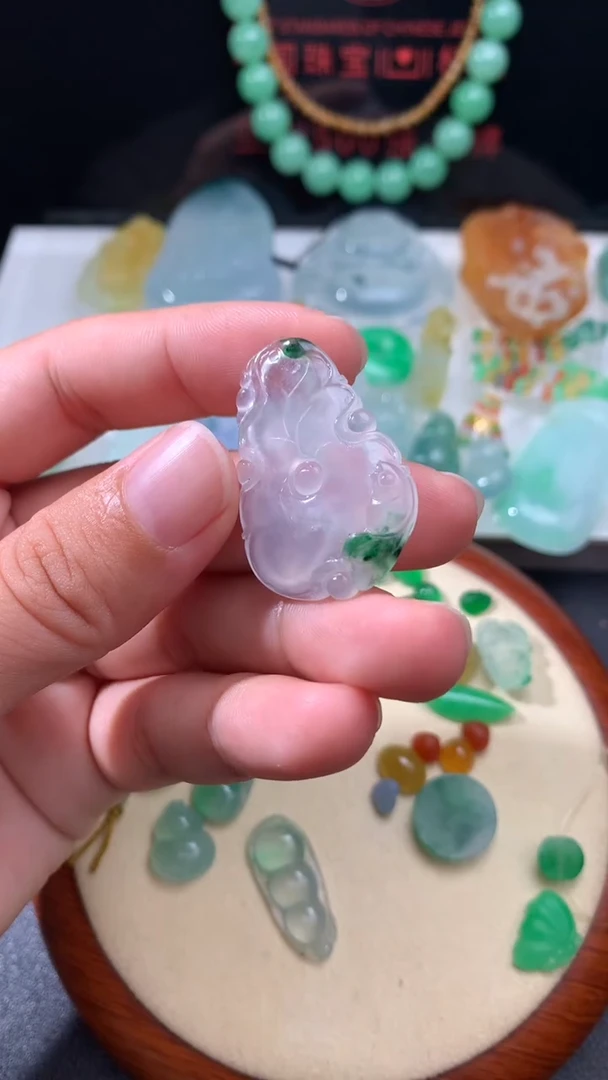 未镶嵌定制翡翠