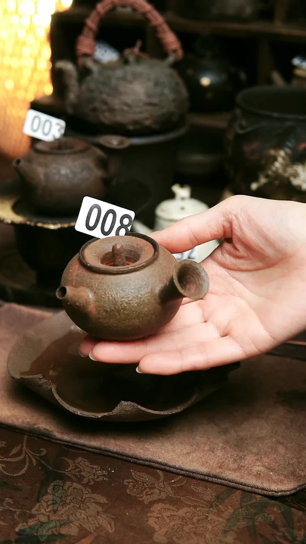 紫砂全手工侧把茶壶满容95毫升