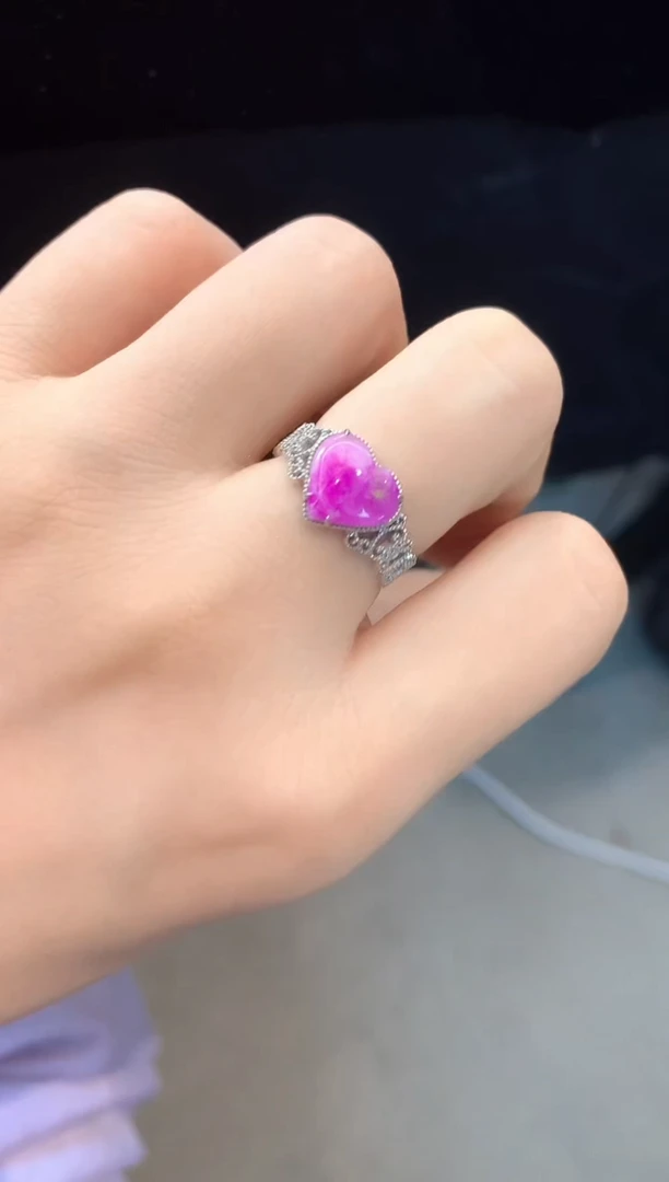 苏纪石（舒俱来）18K金镶嵌.戒指