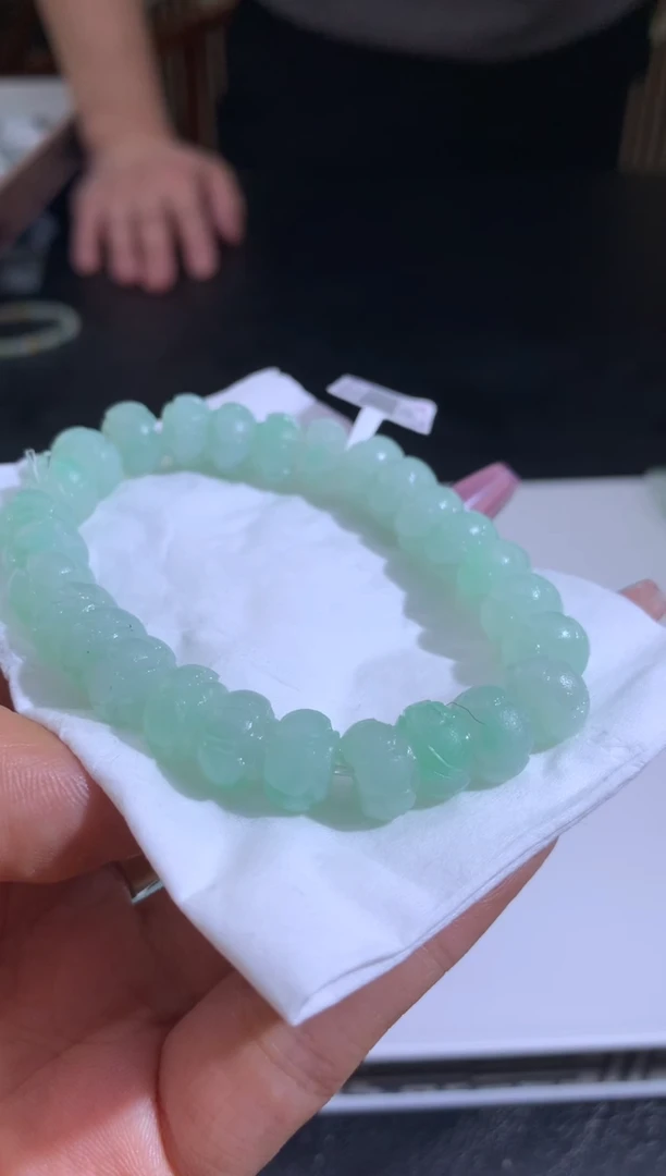 未镶嵌定制翡翠山*间翡翠