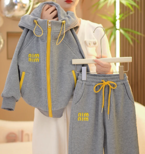 2025春季新款气质儿童时尚休闲洋气灰色连帽套装miu