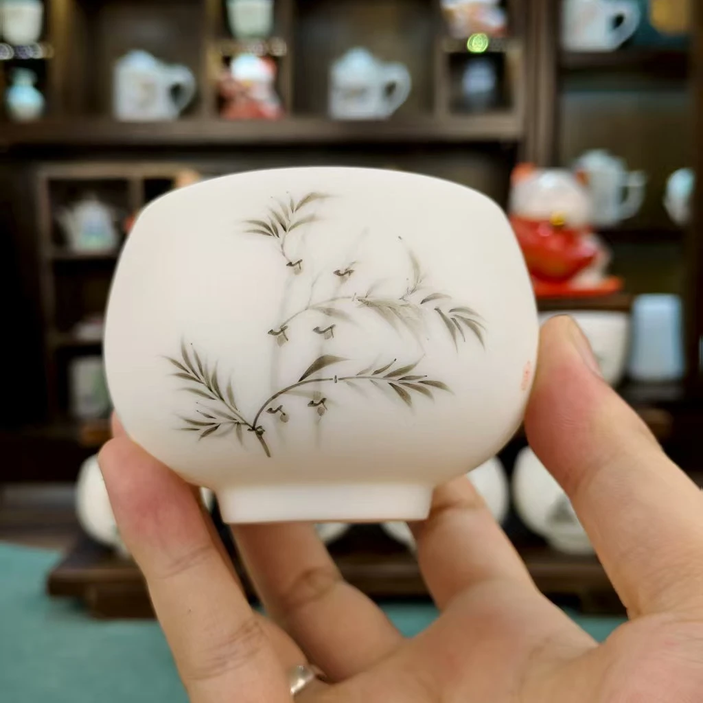 手绘竹子羊脂玉陶瓷品茗杯家用办公泡茶主人杯