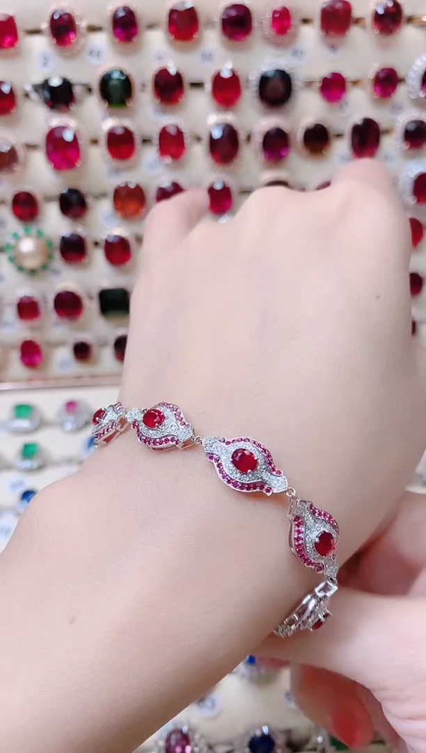 18K金镶嵌18K金手链红宝石1