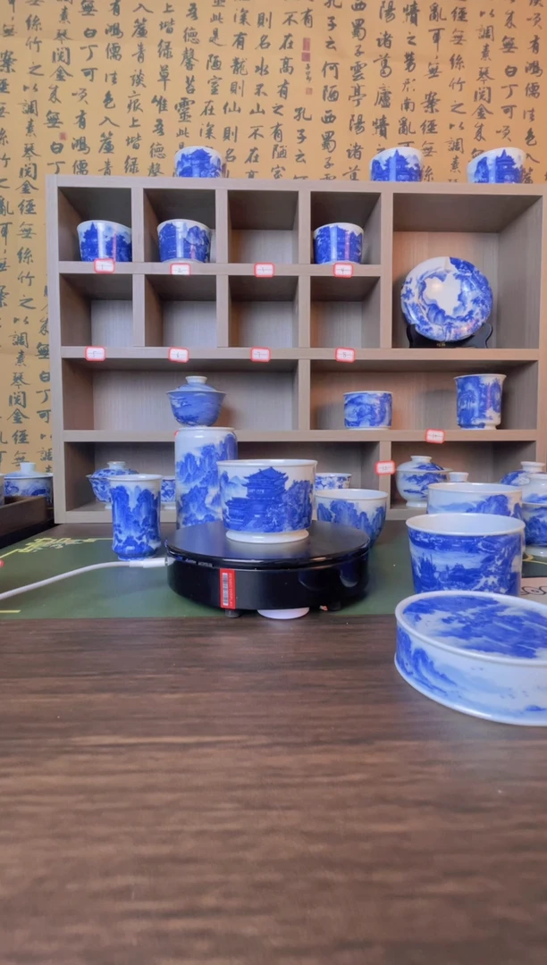 緈*福利青花山水滕王阁图