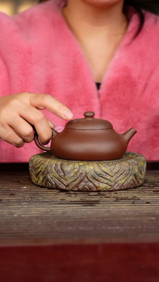 宜兴原矿紫砂壶茶壶宜兴原矿紫砂壶茶壶150C