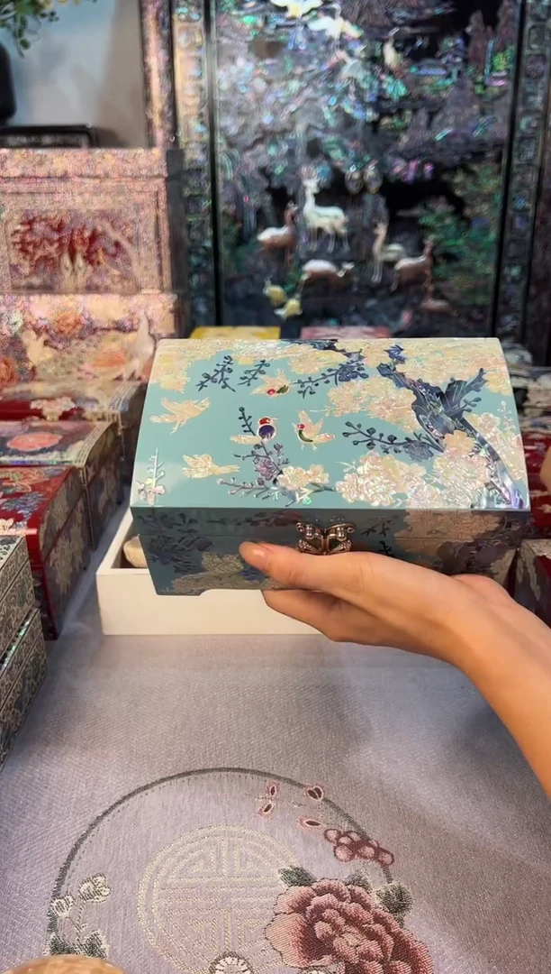 按扣绒布底·弘贝雅螺钿漆器文化馆