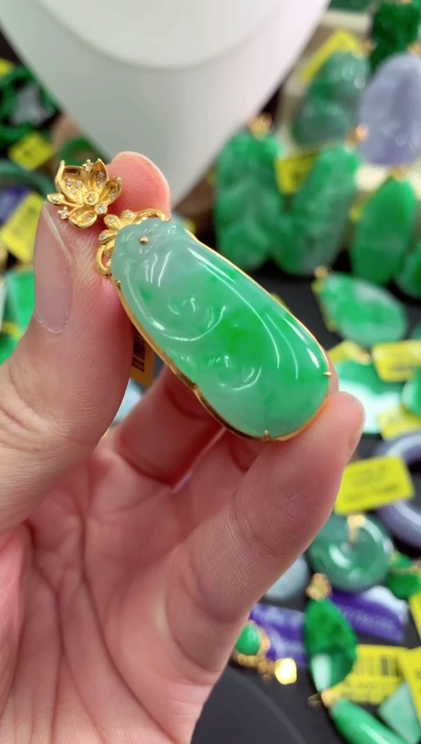 吊坠(不含链)18K金镶嵌翡翠天然缅甸翡翠A货