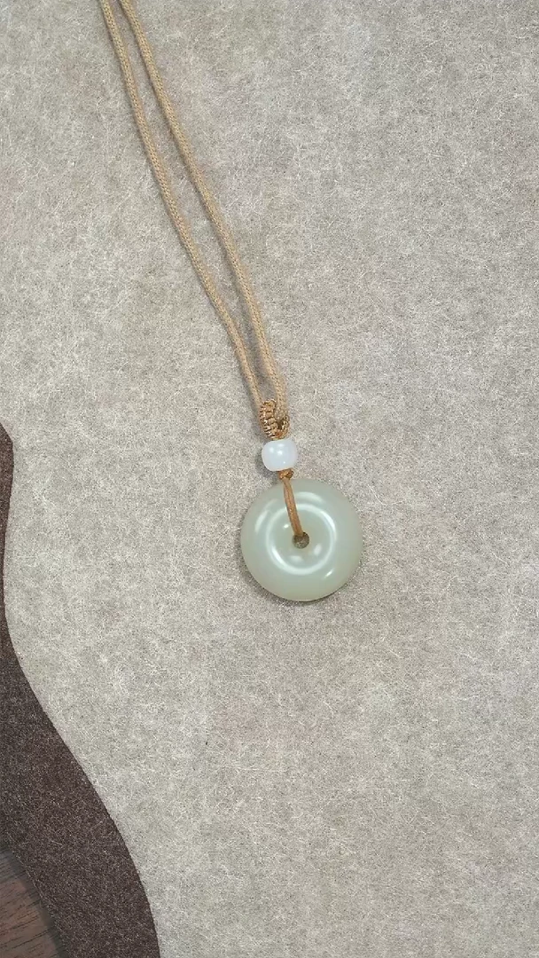 吊坠(赠链)未镶嵌和田玉秋会长的新疆天然和田玉