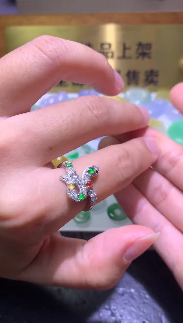 颈饰银S925镶嵌翡翠净货