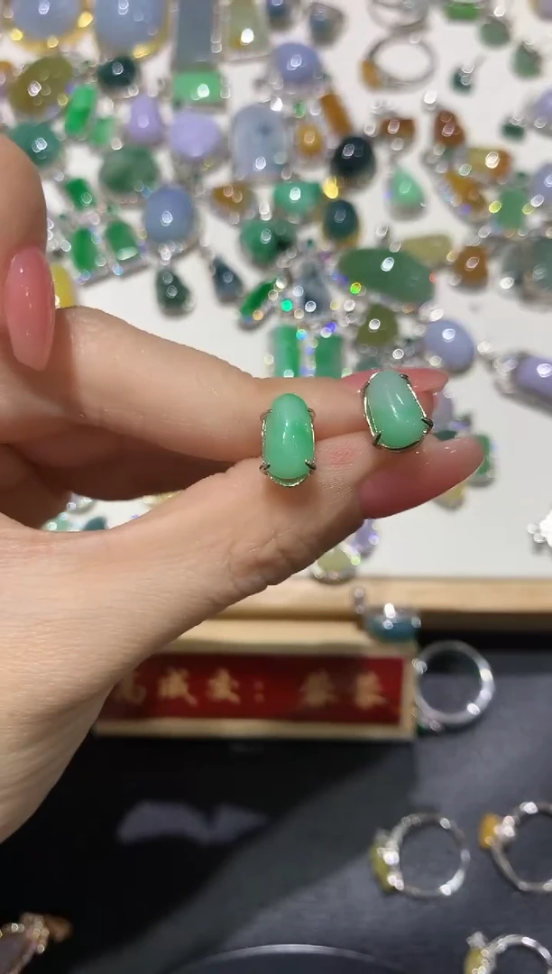 【闪购商品】翡翠吊坠(不含链)银S925镶嵌团购73