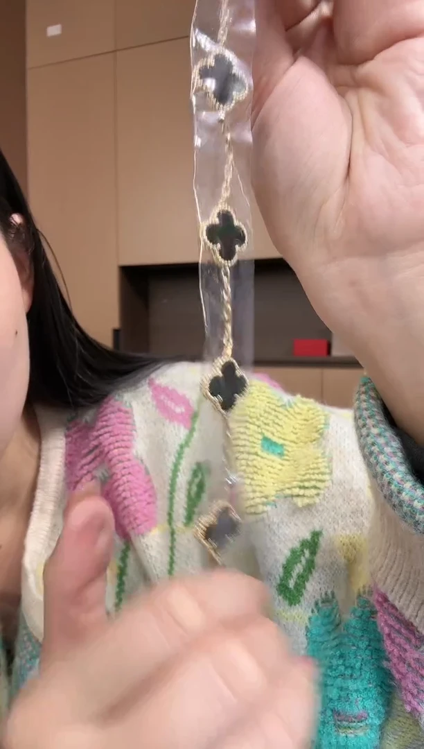 【闪购商品】贝壳（贝母）手链18K金镶嵌灰色k黄，五花手链GHJ