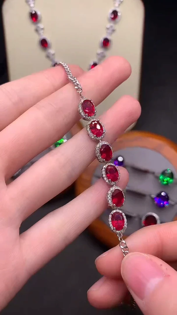 银S925镶嵌手链红宝石·······