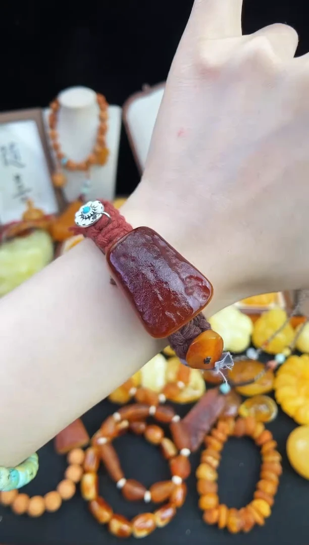 琥珀未镶嵌珠宝奇石柒月