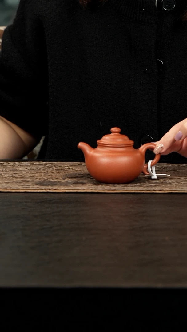 茶壶紫砂红降坡莲子160cc