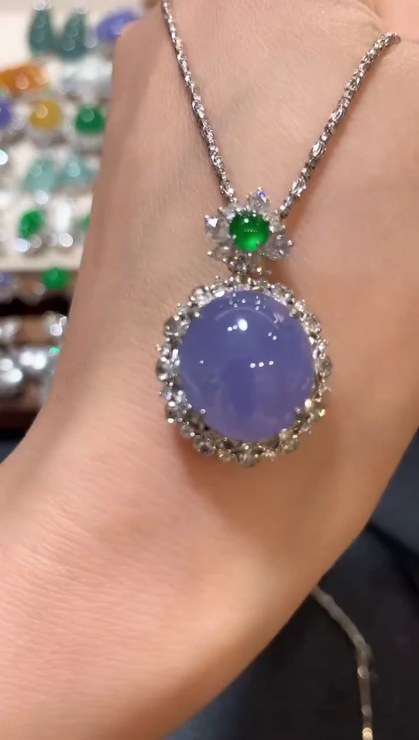 吊坠(不含链)18K金镶嵌翡翠m22    紫色有色差