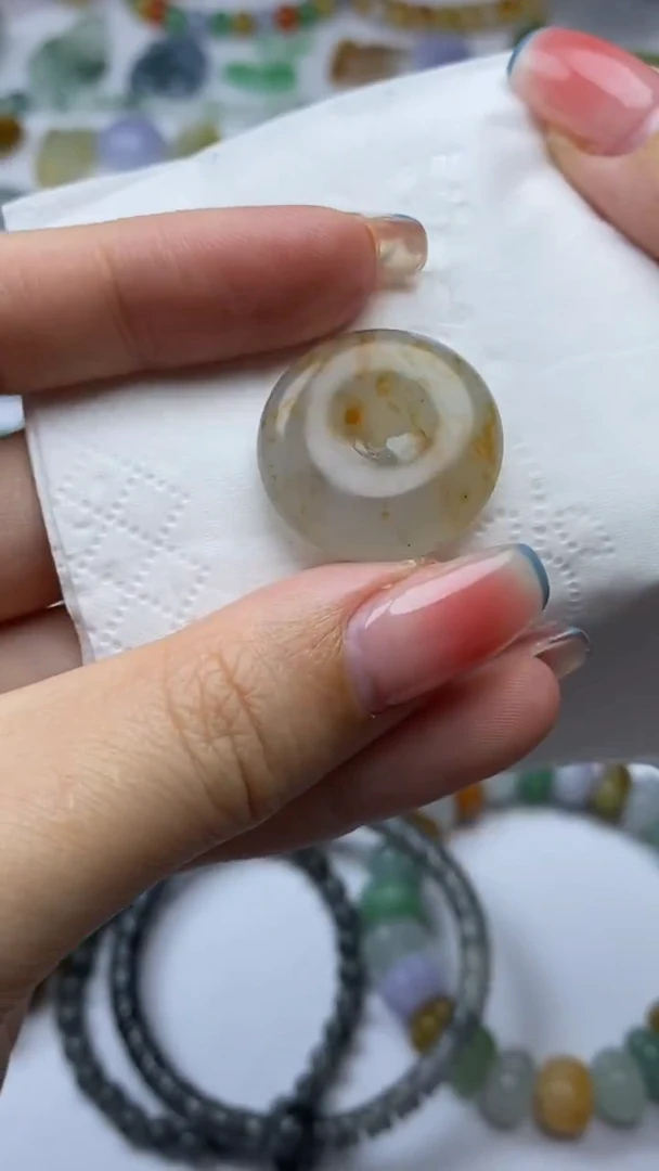 未镶嵌定制翡翠白**白毛货定制不退不换