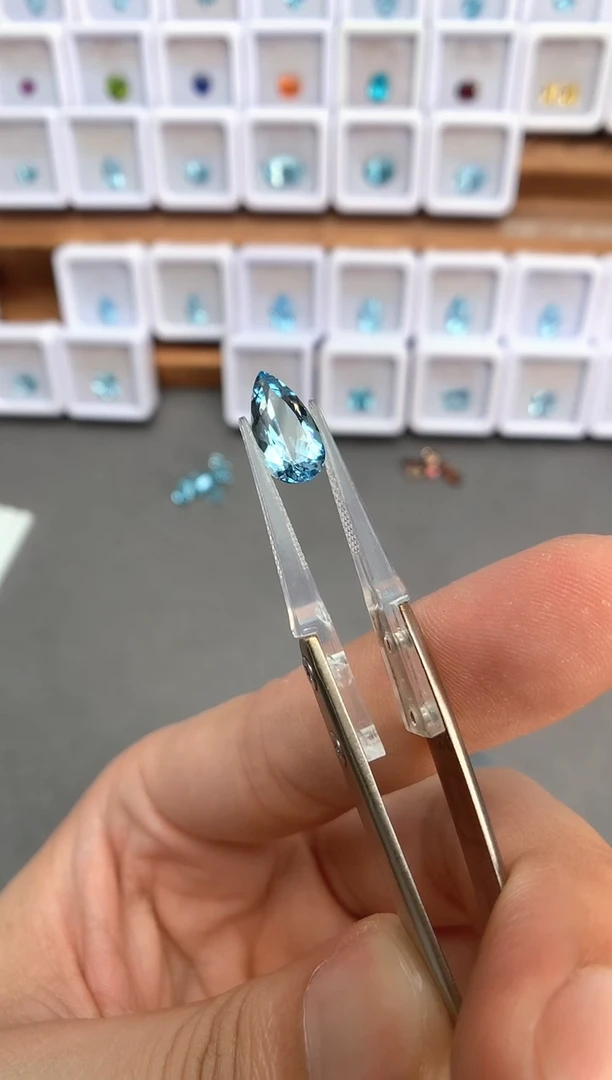 未镶嵌裸石定制海蓝宝石2.49ct 02007