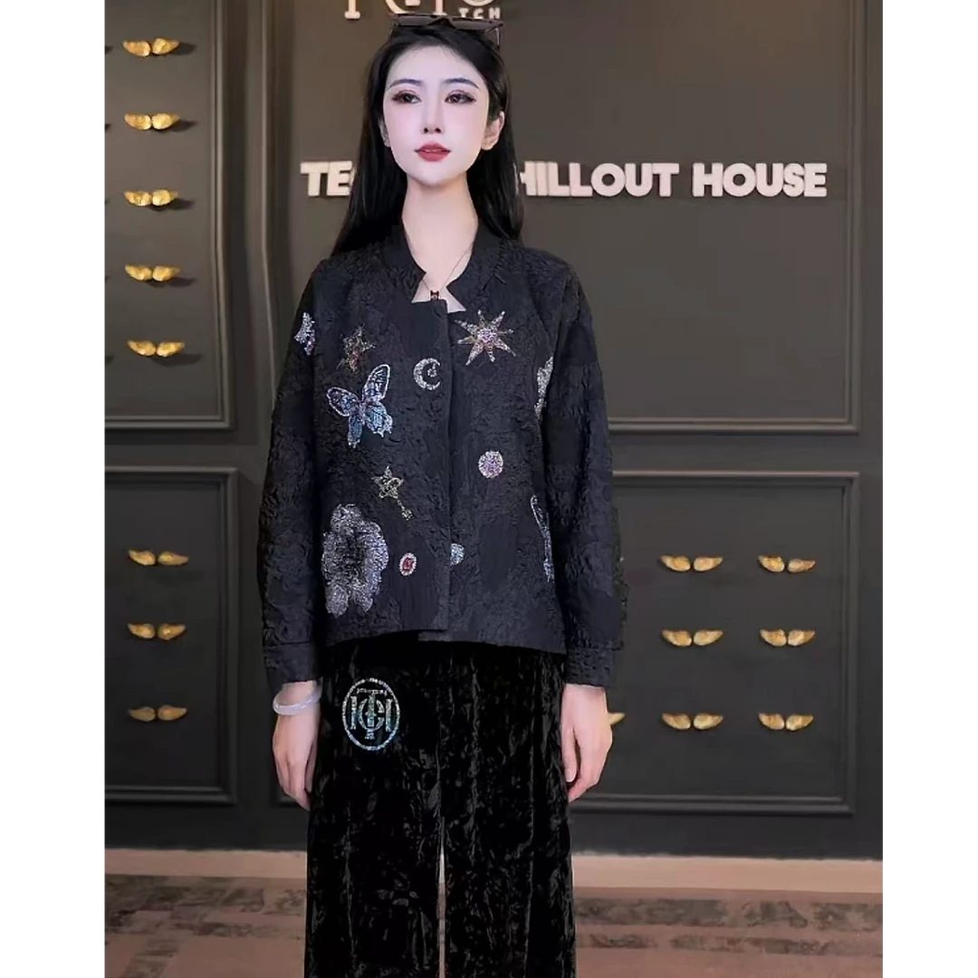 TCH轻奢烫钻工艺休闲气质设计感黑色短外套女T75C27E1003