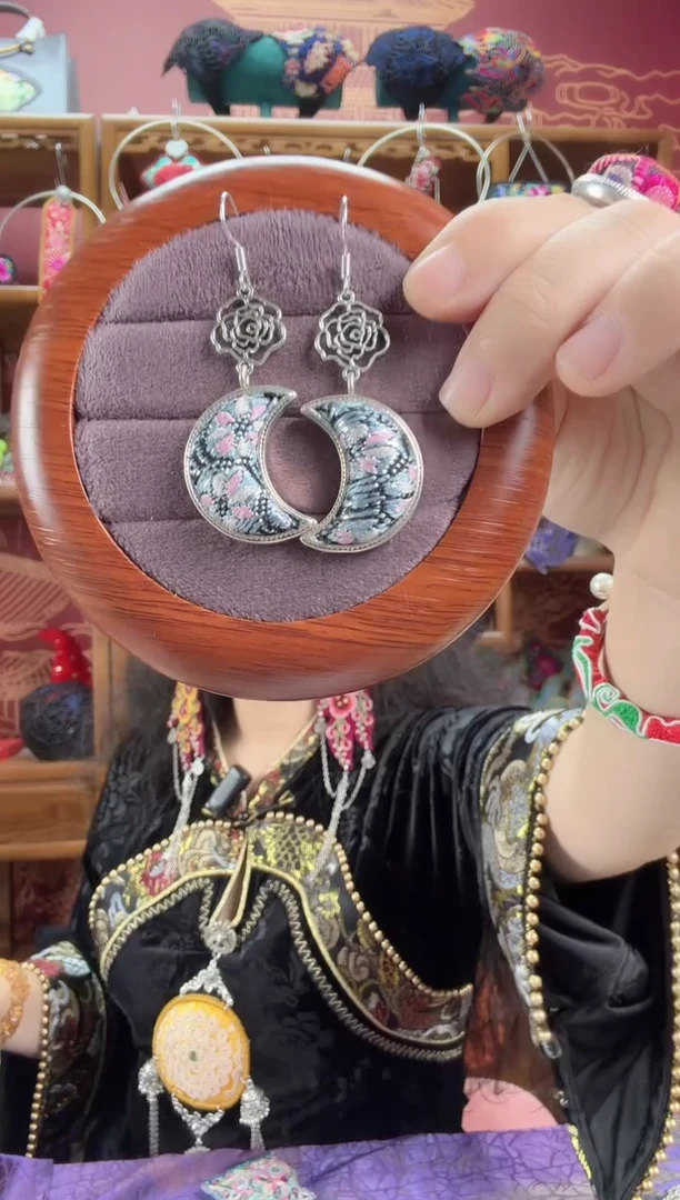 刺绣耳环59甜甜家