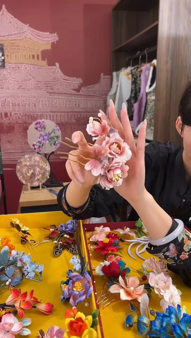 【闪购商品】刺绣非遗绒花（发饰）