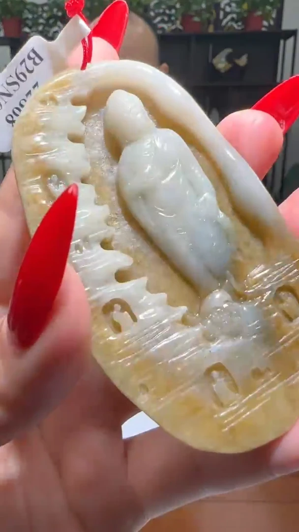 【闪购商品】翡翠颈饰未镶嵌天然翡翠A货吊坠