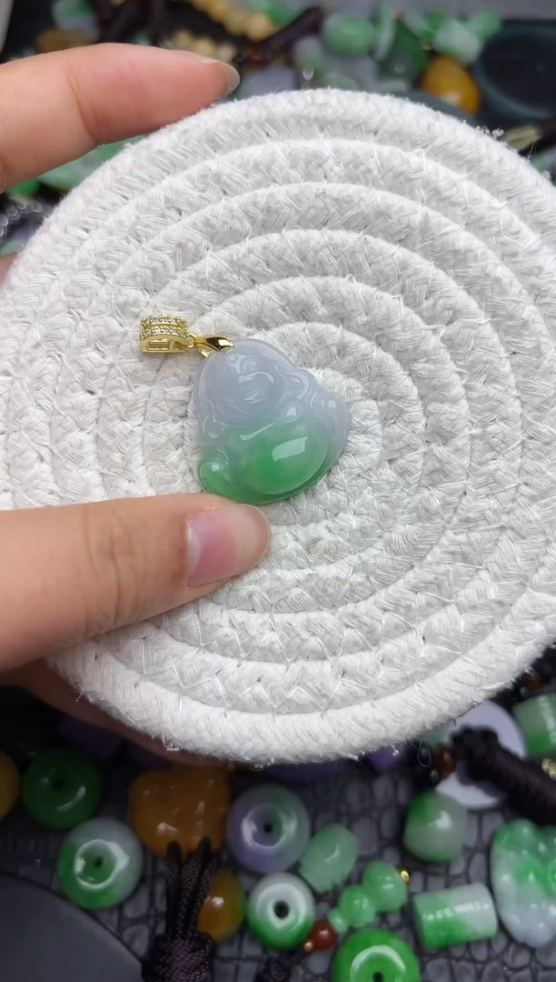 颈饰未镶嵌翡翠缅甸翡翠吊坠