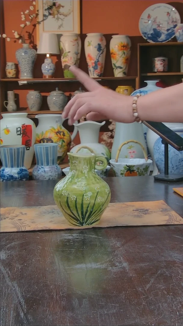 摆件景德镇纯手工手绘花器摆件