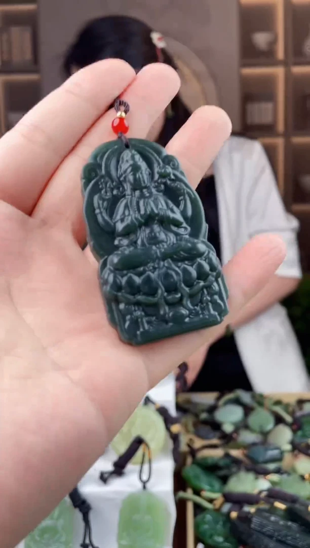 颈饰未镶嵌和田玉拍一发一，多样性发货