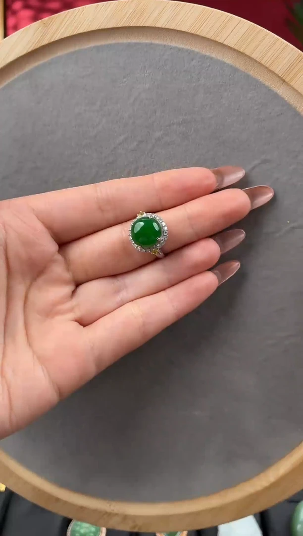 未镶嵌和田玉挂件玛**卡1