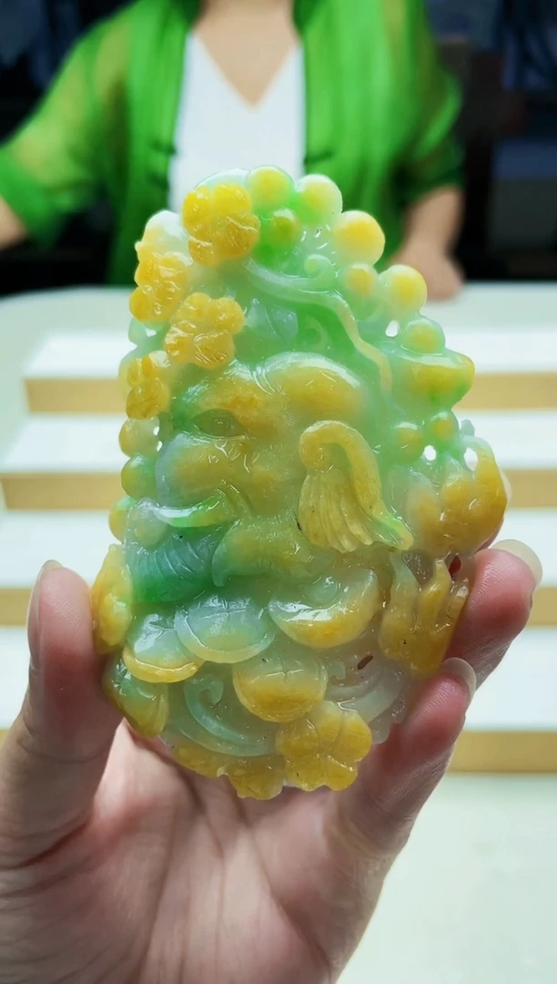 未镶嵌定制翡翠毛货09160290