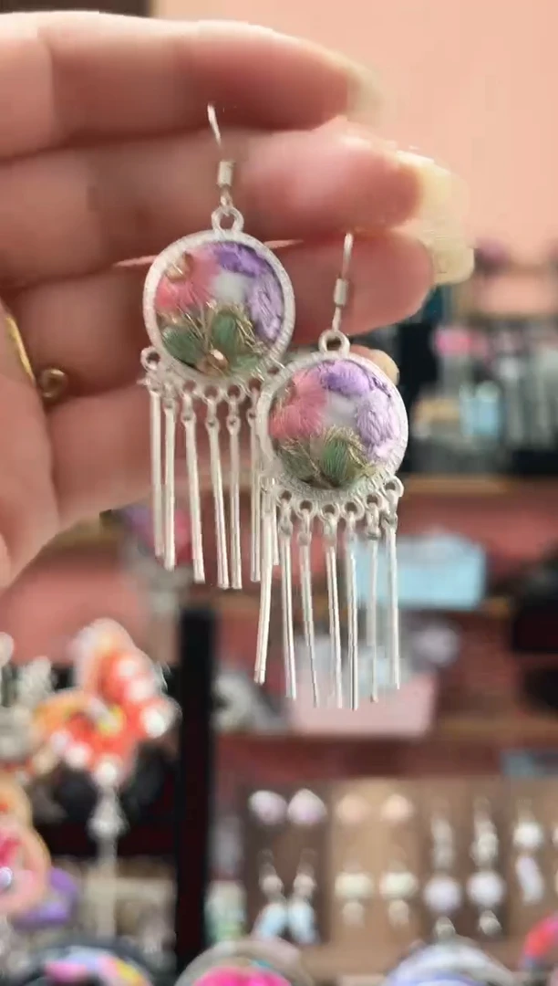 织绣艺枝独绣手工饰品96