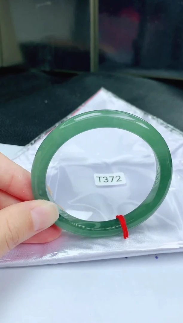 翡翠手镯未镶嵌天然a货翡翠5758