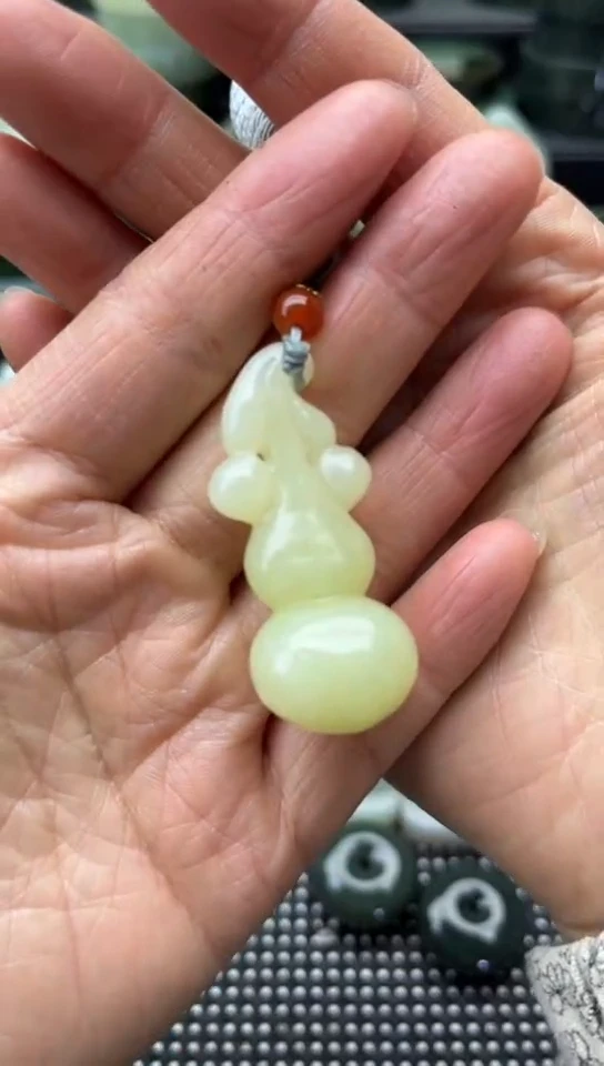 未镶嵌和田玉珠宝半成品葫芦