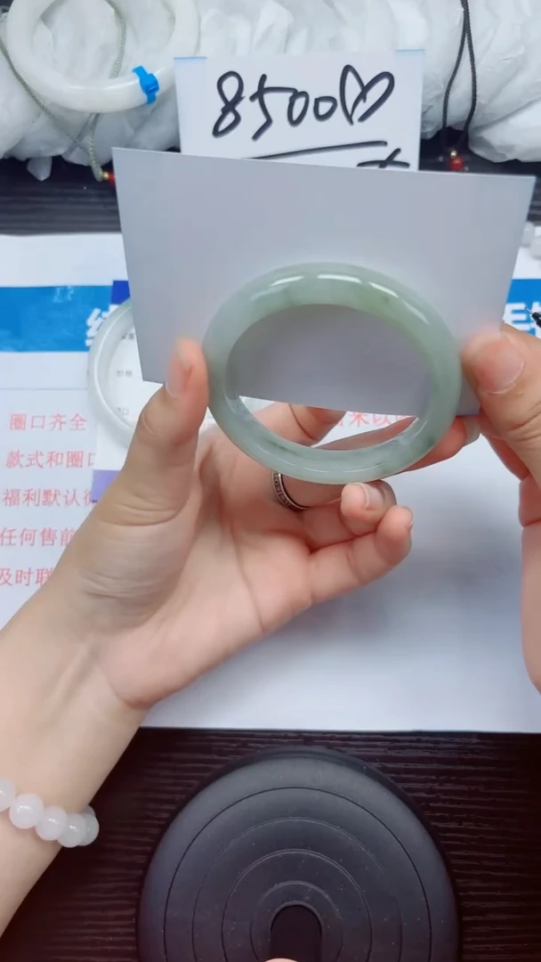 石英质玉手镯未镶嵌A207-56.57