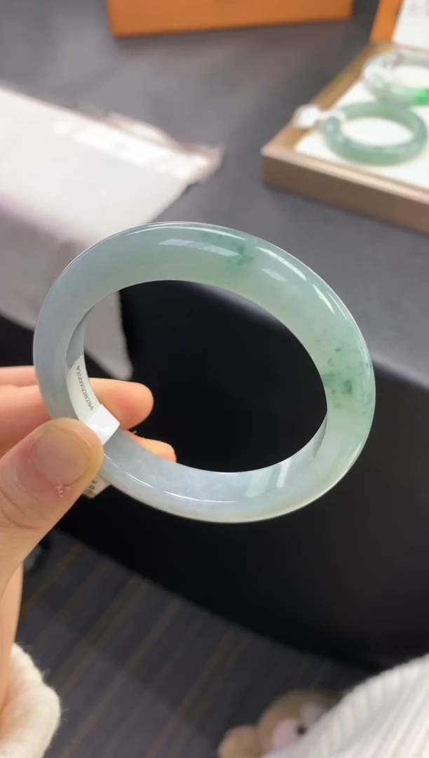 未镶嵌手镯翡翠退货需手镯吊牌标签完好 54.5正圈