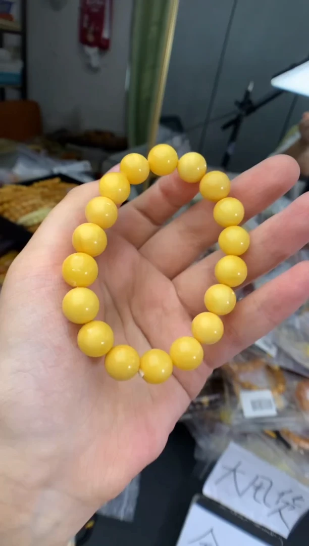 蜜蜡未镶嵌珠宝奇石1