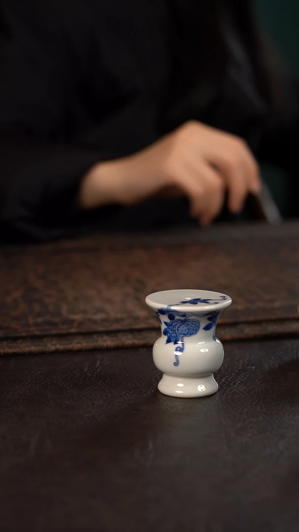 【闪购商品】杯HLX陶瓷折枝南瓜香插盖置