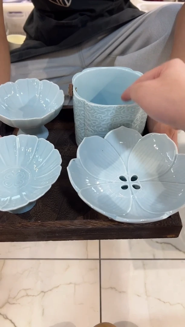 瓷片微瑕商品，介意勿拍 盘