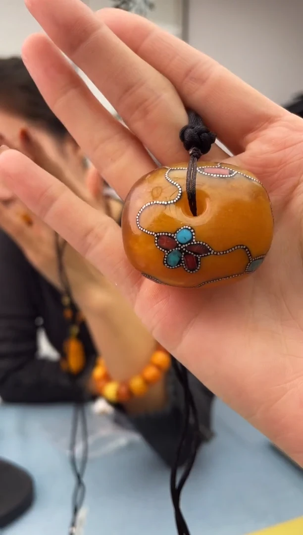 【闪购商品】蜜蜡珠宝奇石未镶嵌配绳假一罚十024