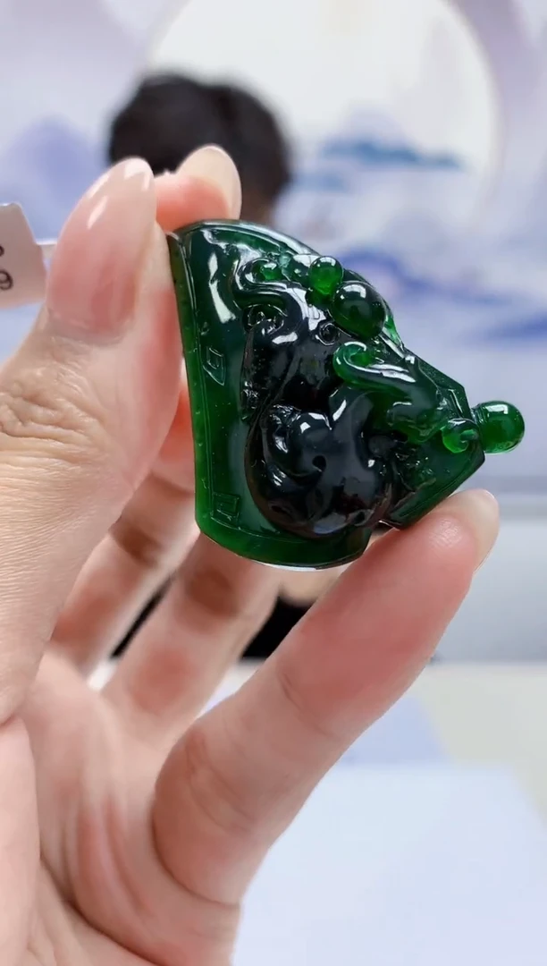 未镶嵌定制翡翠4688MM-毛货挂件98