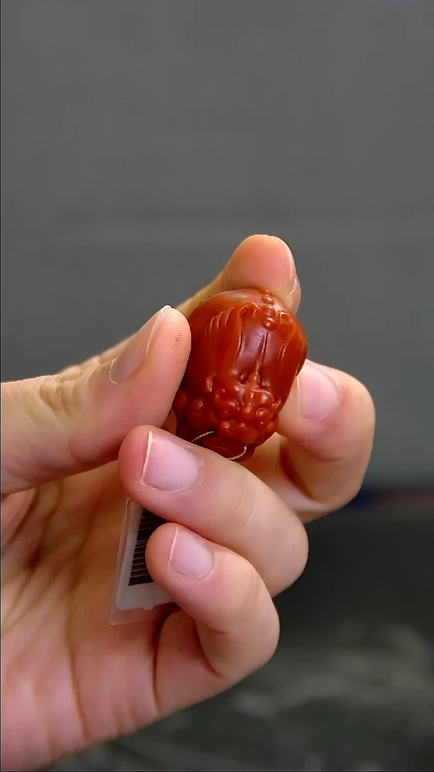 未镶嵌雕刻南红玛瑙007ZB1229产品一个