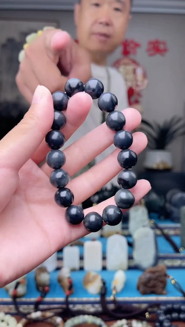 和田玉未镶嵌挂件1