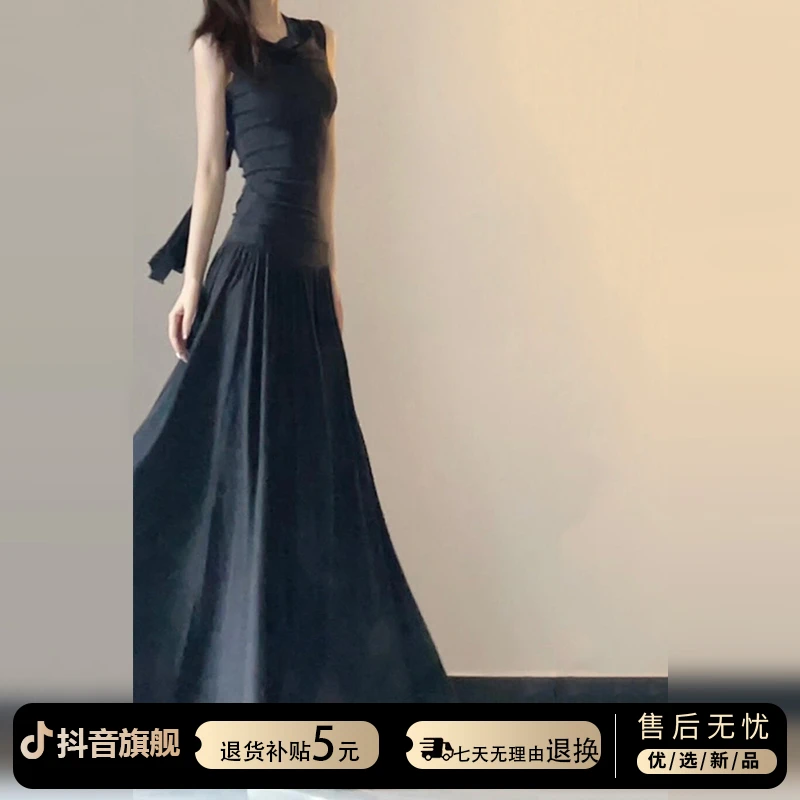 2025新款荡领设计灰色抹胸连衣裙子女夏季高级感气质穿搭套装长裙