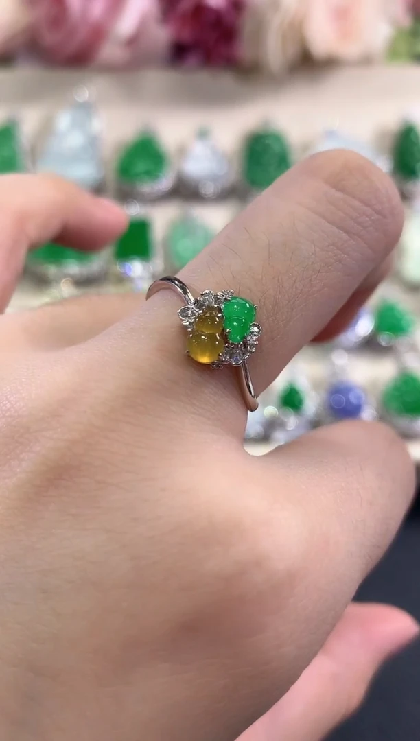 18K金镶嵌戒指翡翠c9