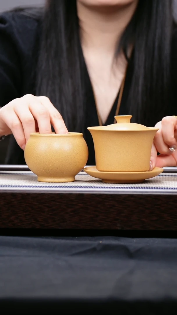 【闪购商品】紫砂茶壶黄金段套组 盖碗＋坛子