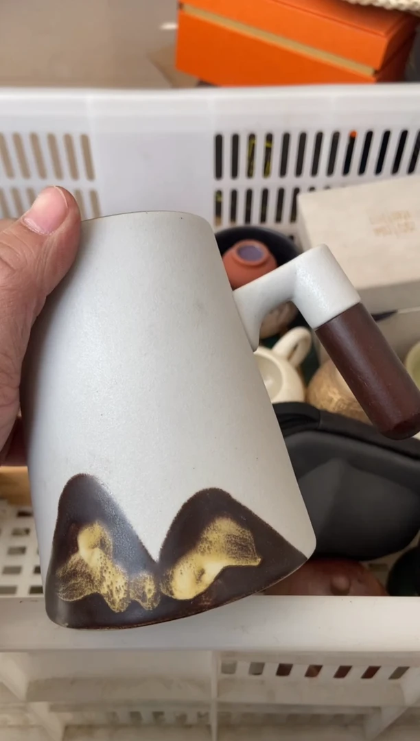 杯无运费险有瑕疵的摄影的产品有使用过的痕迹有点脏介意勿拍