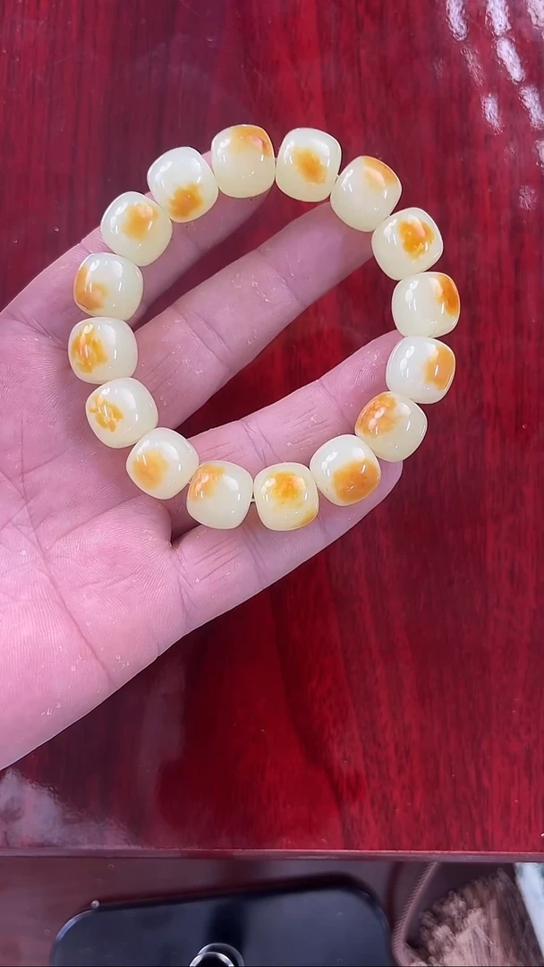 未镶嵌手链透闪石质玉手串