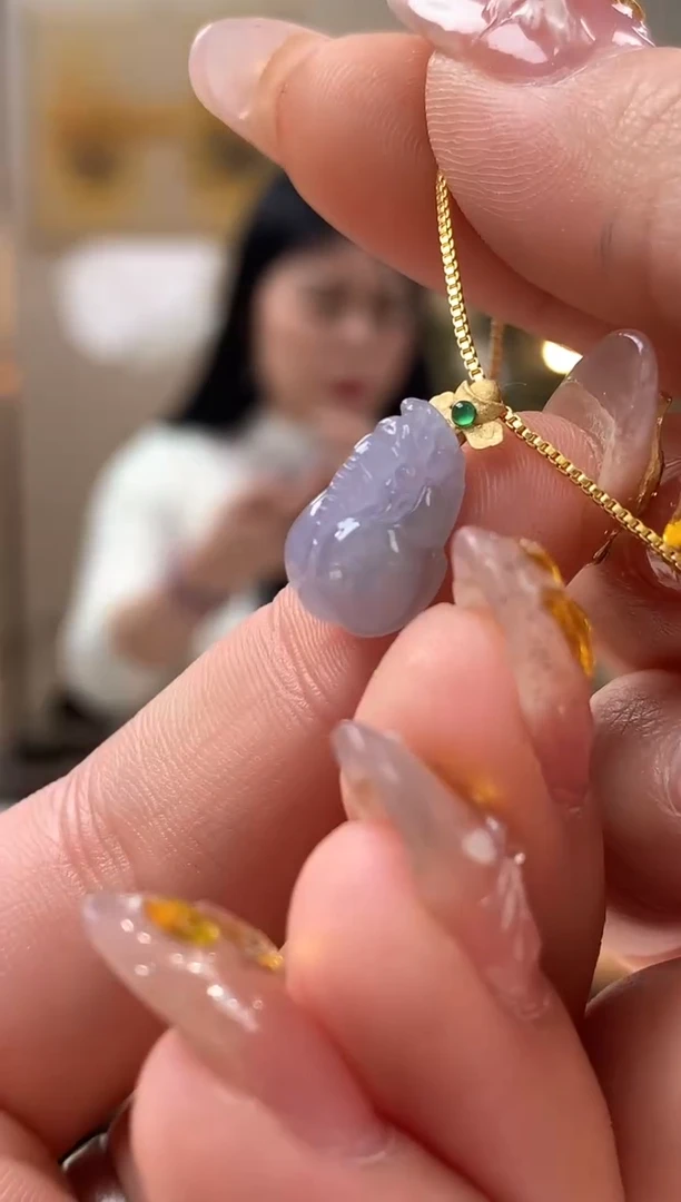 【闪购商品】翡翠吊坠(不含链)18K金镶嵌貔貅