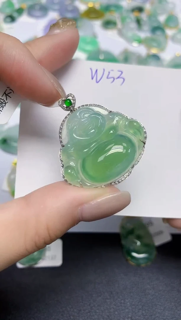 颈饰18K金镶嵌翡翠天然缅甸翡翠A货翡翠百元以上9元证书费自理